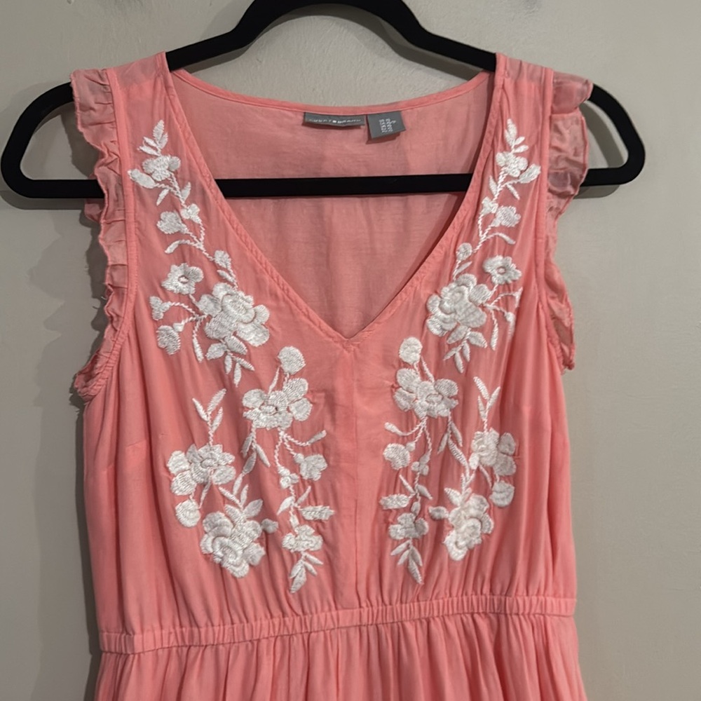 Lucky Brand Coral Midi Dress with White embroidered Floral Details Women's SzXS - Picture 5 of 10